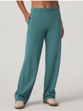 Vuori Halo Modern Straight Leg Pant Bluegrass Heather Medium DreamKnit Lounge